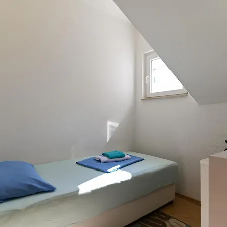 Cesarica Apartment
