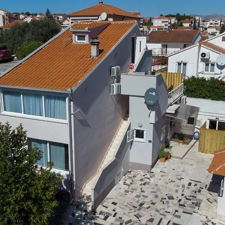 Cesarica * Trogir