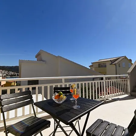 Cesarica Trogir