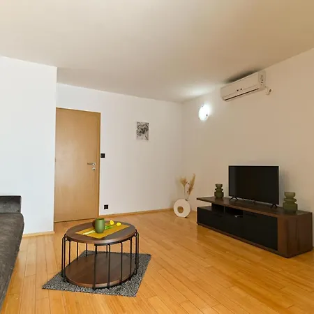 Apartment Cesarica