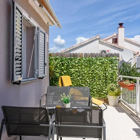 Apartment Cesarica *