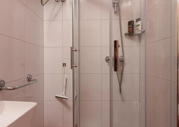 Cesarica Apartment *