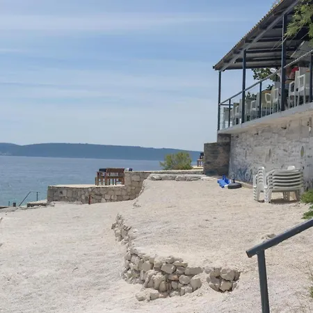 Cesarica * Trogir